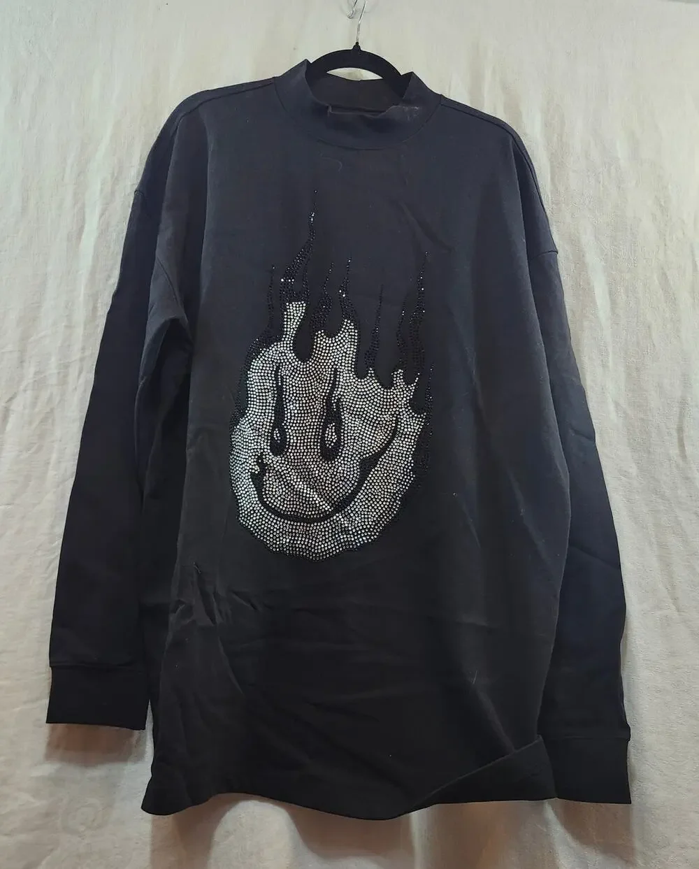 Chinatown Market SZ XXL Black Bejeweled Flaming Smiley Crew Neck Sweatshirt